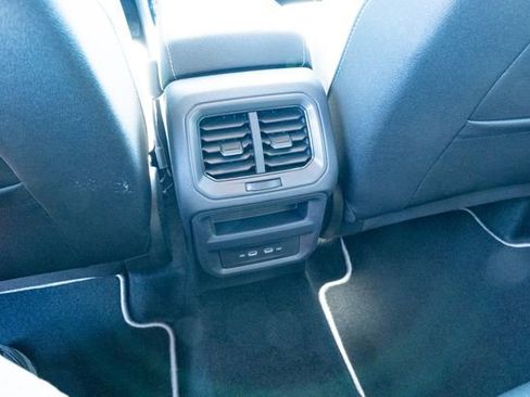 New 2026 Volkswagen Taos SE FWD image 35