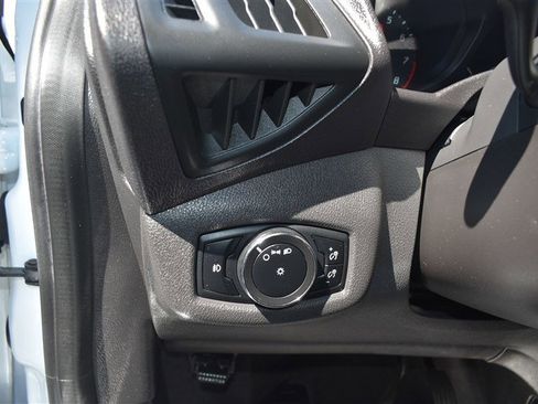 Used 2018 Ford Transit Connect XLT FWD image 11