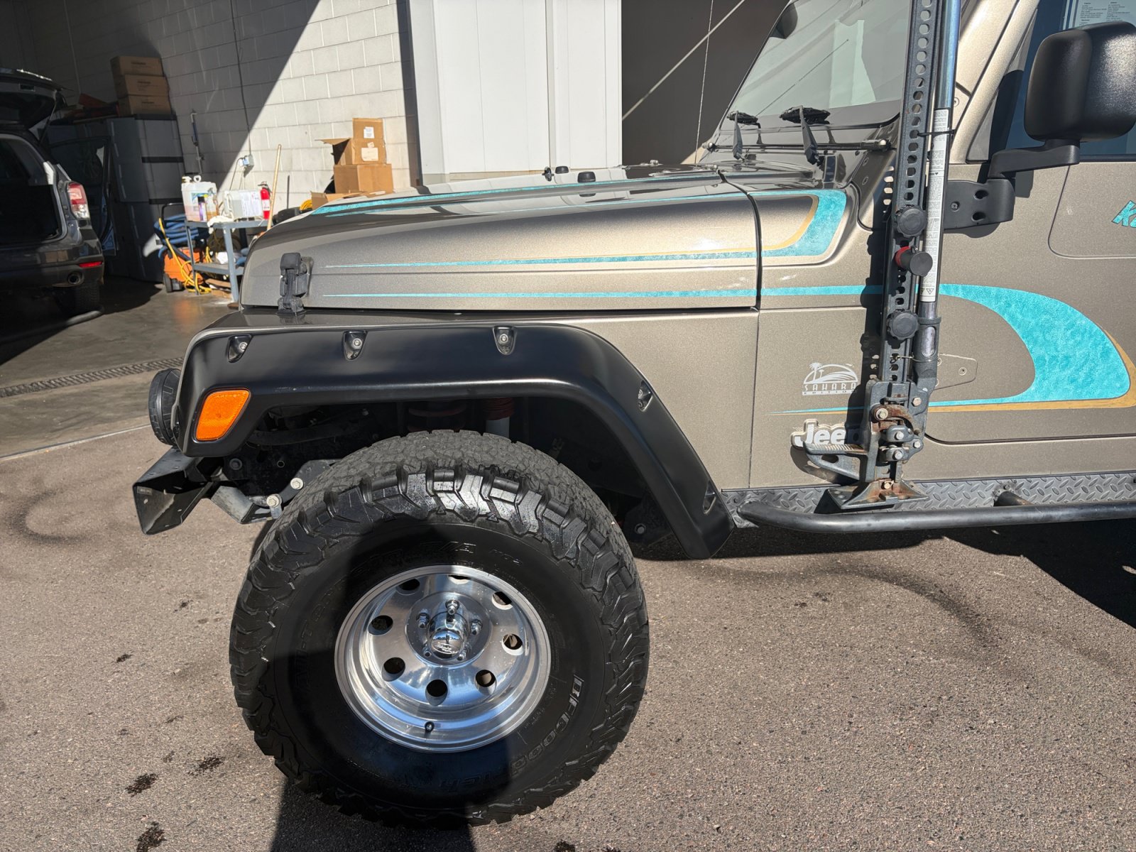 Used 2003 Jeep Wrangler Sahara AWD/4WD image 11