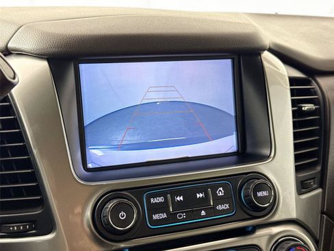 Used 2020 Chevrolet Tahoe LT w/ Luxury Package RWD image 24