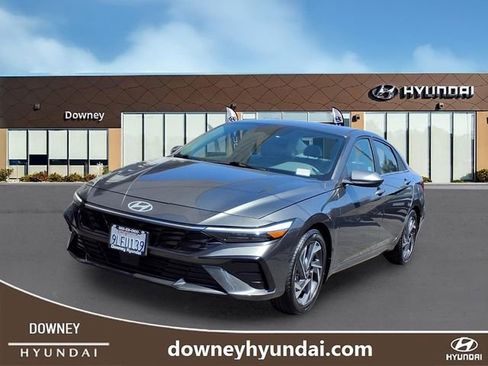 Certified 2024 Hyundai Elantra SEL w/ Convenience Package FWD image 1