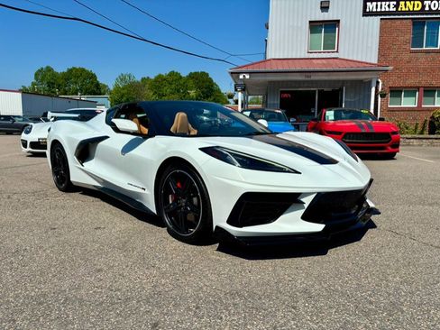 Used 2021 Chevrolet Corvette Stingray Preferred Cpe w/ 2LT RWD image 3