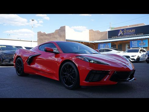 Used 2024 Chevrolet Corvette Stingray Preferred Cpe w/ 2LT RWD image 1