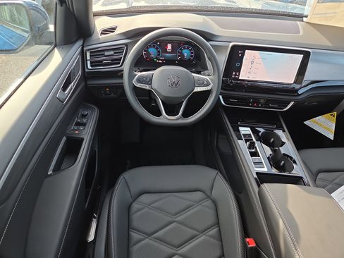 New 2026 Volkswagen Atlas Cross Sport SE image 7
