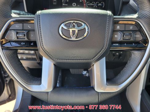 Used 2023 Toyota Tundra Platinum image 19