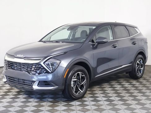 Used 2024 Kia Sportage LX AWD/4WD image 6