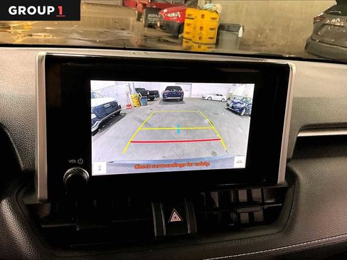 Used 2023 Toyota RAV4 XLE w/ Convenience Package image 27
