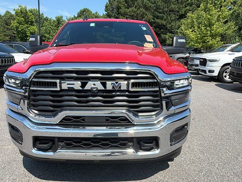 Used 2026 RAM 2500 Big Horn AWD/4WD image 3