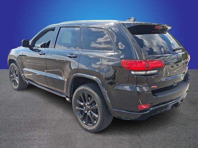 Used 2020 Jeep Grand Cherokee Altitude AWD/4WD image 6
