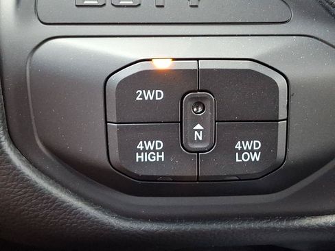 New 2026 RAM 2500 Big Horn AWD/4WD image 17