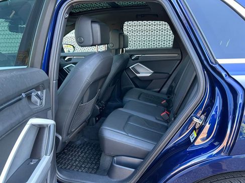 Used 2022 Audi Q3 2.0T Premium w/ Convenience Package image 55