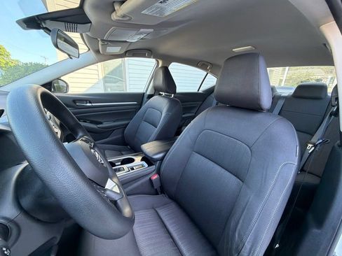 Used 2023 Nissan Altima 2.5 SV AWD/4WD image 23