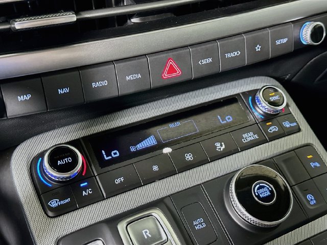 Used 2024 Hyundai Palisade SEL FWD image 20
