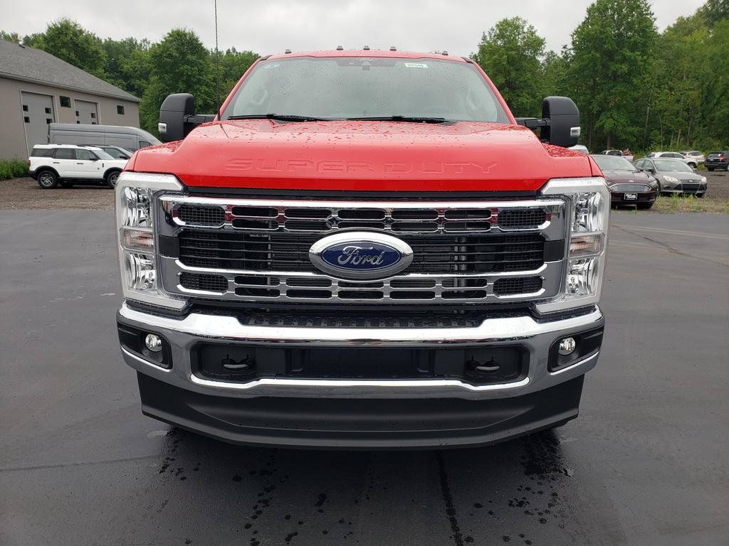 New 2026 Ford F250 XLT w/ FX4 Off-Road Package AWD/4WD image 2