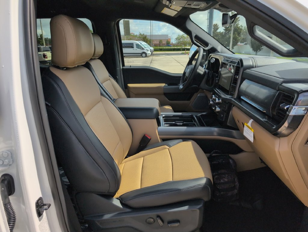 New 2026 Ford F350 Lariat w/ Black Appearance Package AWD/4WD image 12