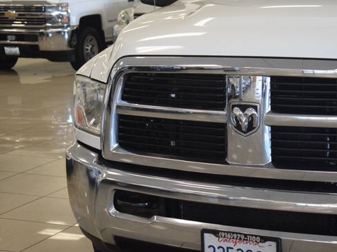 Used 2012 RAM 2500 SLT AWD/4WD image 9