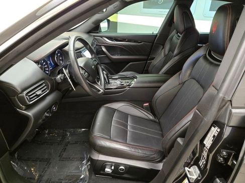 Certified 2024 Maserati Levante GT Ultima AWD/4WD image 17