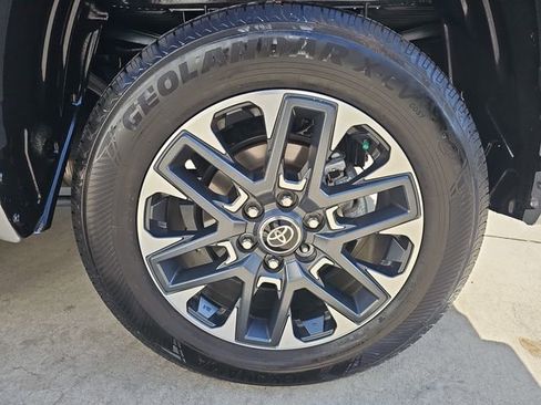 Used 2025 Toyota Tundra Limited RWD image 32