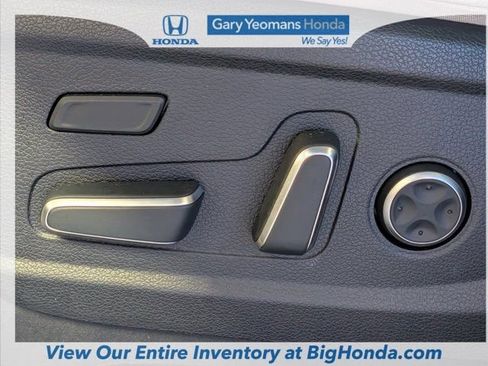 Used 2024 Hyundai Palisade Limited FWD image 23