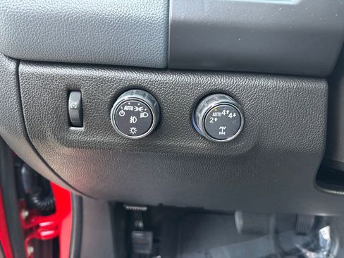 Used 2019 Chevrolet Colorado Z71 image 20