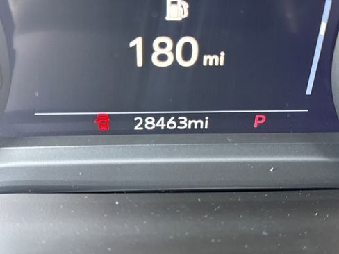 Used 2022 Chevrolet Silverado 1500 High Country w/ Technology Package image 6