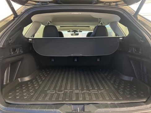 Used 2023 Subaru Outback Onyx Edition image 14