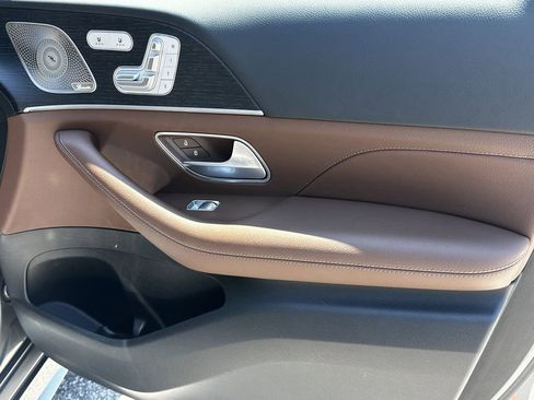 Certified 2024 Mercedes-Benz GLS 450 4MATIC image 16