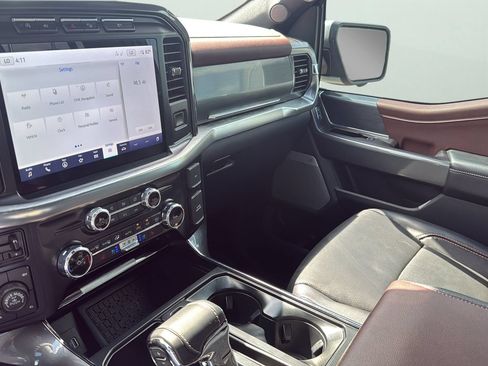 Used 2023 Ford F150 Lariat AWD/4WD image 19