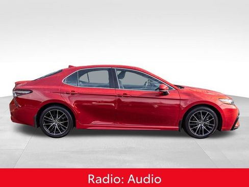 Used 2024 Toyota Camry SE AWD/4WD image 5