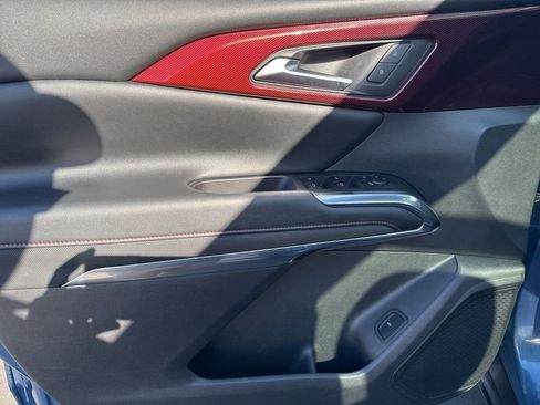 Used 2025 Chevrolet Traverse Z71 image 15