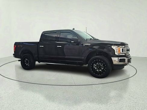 Used 2019 Ford F150 XLT w/ Equipment Group 302A Luxury AWD/4WD image 2