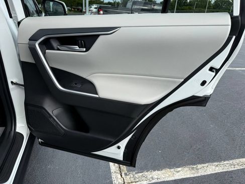 Certified 2025 Toyota RAV4 XLE AWD/4WD image 35