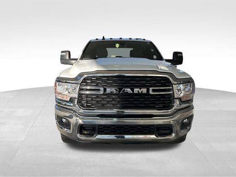 Used 2024 RAM 3500 Big Horn image 12