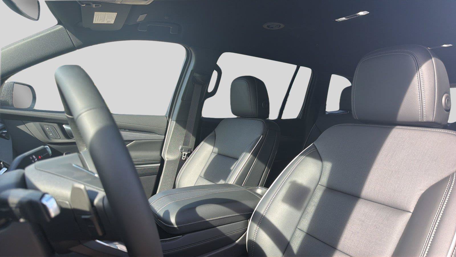 New 2026 Buick Enclave Preferred w/ LPO, Floor Liner Package AWD/4WD image 17
