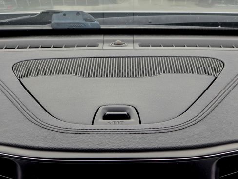 Used 2019 Jeep Cherokee Latitude w/ Popular Appearance Group image 20