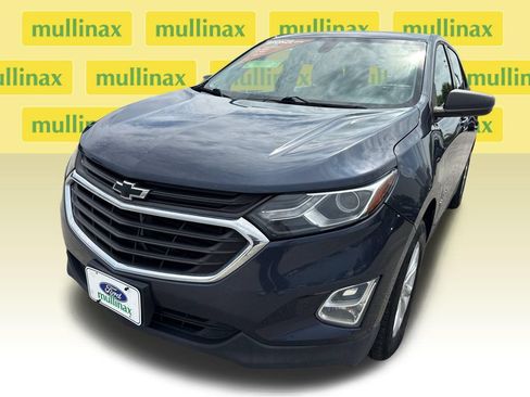 Used 2018 Chevrolet Equinox LS AWD/4WD image 9