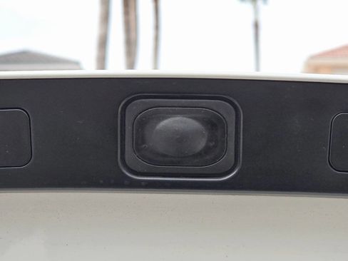 Used 2016 Jaguar F-TYPE R image 69