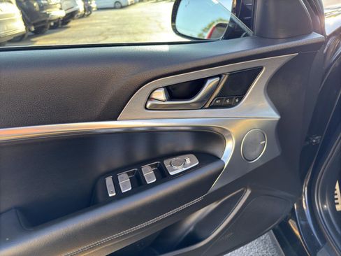 Used 2019 Genesis G70 2.0T Sport image 21