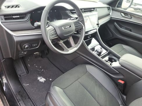 New 2026 Jeep Grand Cherokee L Laredo image 19