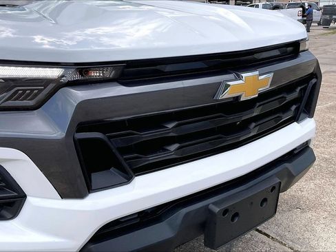 Used 2024 Chevrolet Colorado LT w/ LT Convenience Package III RWD image 34