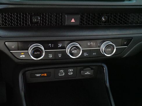 Certified 2024 Honda CR-V EX image 23