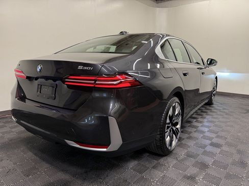 Used 2024 BMW 530i xDrive w/ Premium Package AWD/4WD image 13