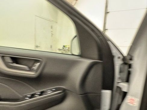 Certified 2025 Ford Escape Active image 32