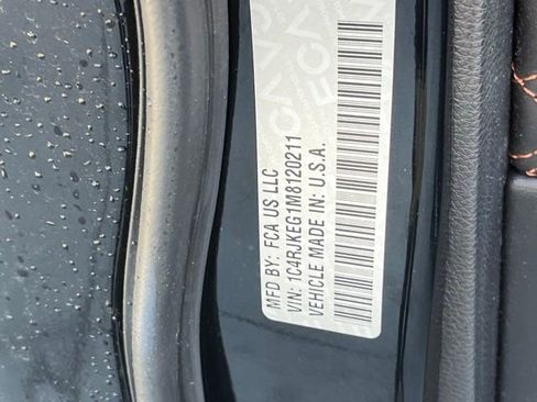 Used 2021 Jeep Grand Cherokee L Summit AWD/4WD image 34