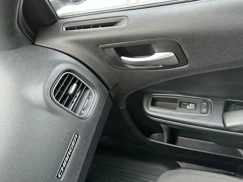 Used 2018 Dodge Charger Police w/ Fleet Safety Group image 37