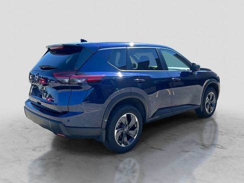Certified 2024 Nissan Rogue SV AWD/4WD image 5