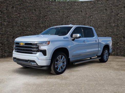 New 2026 Chevrolet Silverado 1500 High Country w/ High Country Premium Package AWD/4WD image 6