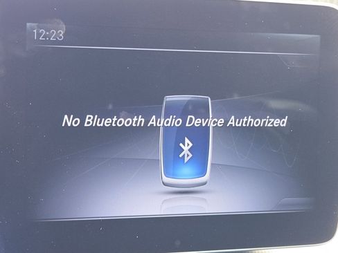 Used 2018 Mercedes-Benz GLA 250 4MATIC image 8