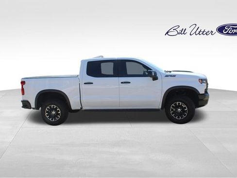 Used 2025 Chevrolet Silverado 1500 ZR2 w/ Technology Package AWD/4WD image 4