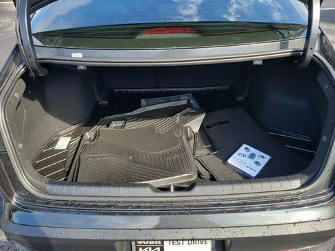 New 2026 Kia K4 LXS image 9